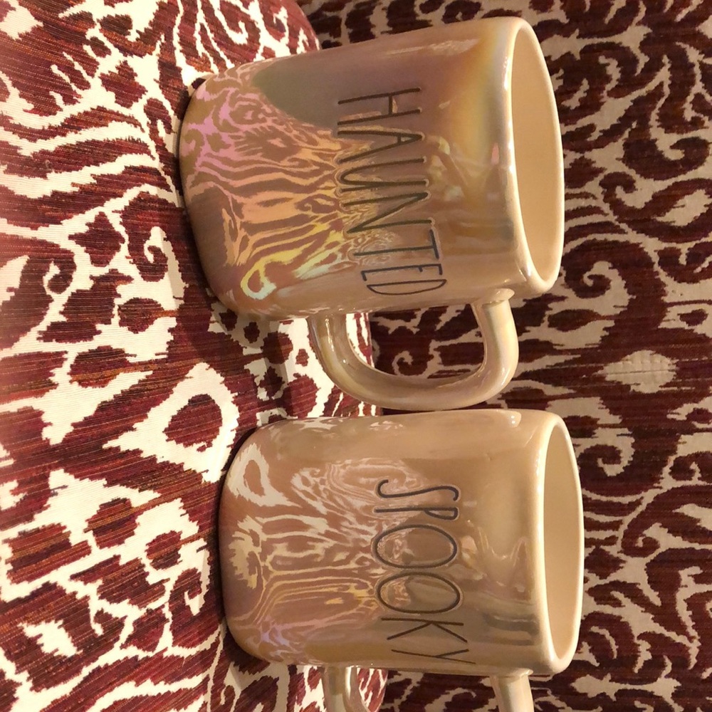 Rae Dunn mugs